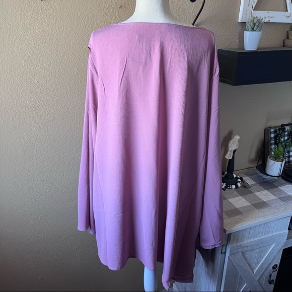 Woman’s Plus Blush Pink Asymmetrical Longsleeve Tunic Blouse 30/32W NWT - Picture 4 of 10